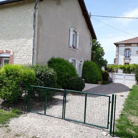 Gite Aux Lauriers Lacroix-sur-Meuse 외부 사진
