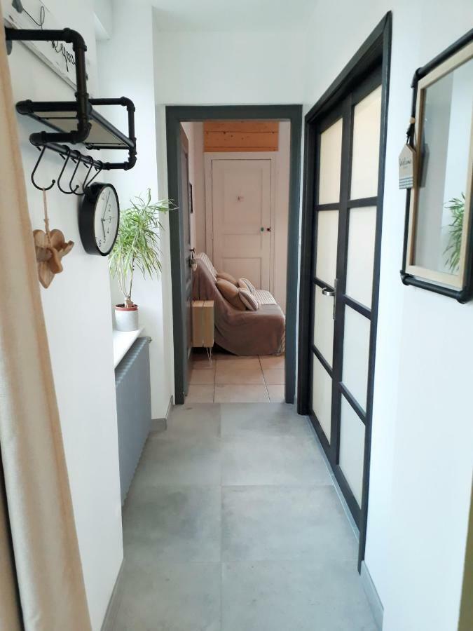 Gite Aux Lauriers Lacroix-sur-Meuse 외부 사진