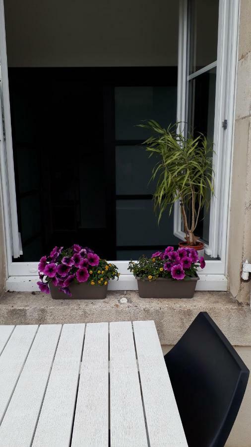 Gite Aux Lauriers Lacroix-sur-Meuse 외부 사진